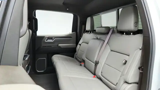 2022 Chevrolet Silverado 1500 LTZ - Photo 28