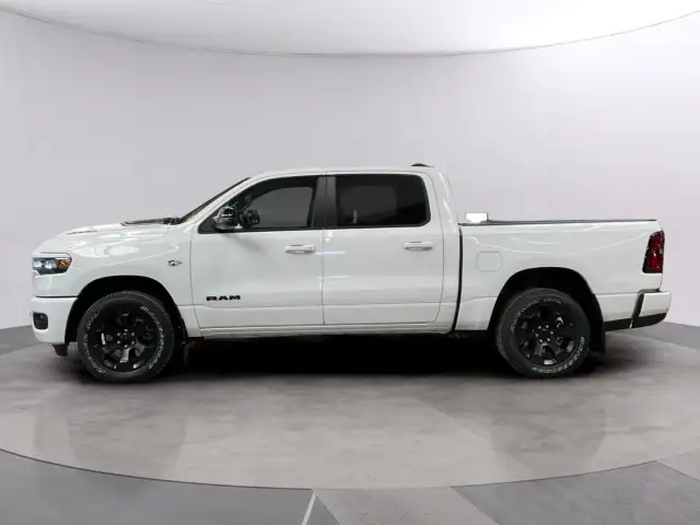 2026 Ram 1500 - Photo 2