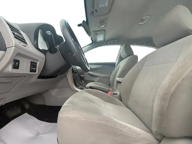 2011 Toyota Corolla CE - Photo 12