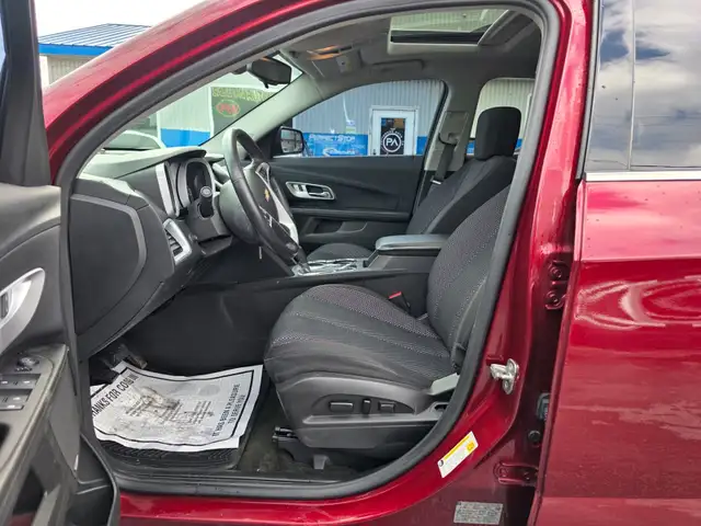 2017 Chevrolet Equinox LT - Photo 11