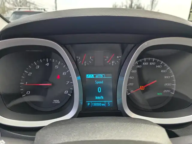 2017 Chevrolet Equinox LT - Photo 12