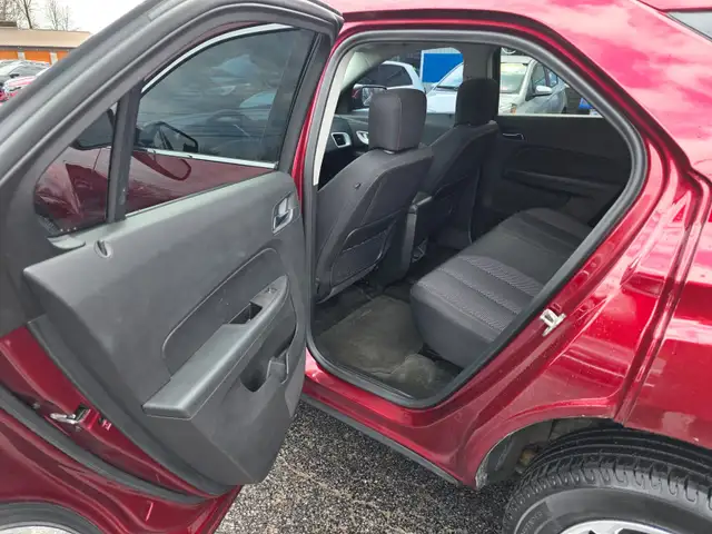 2017 Chevrolet Equinox LT - Photo 19