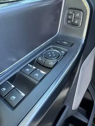 2026 Ford F-350 PLATINUM w/FX4, 5th WHL PREP, MNRF & 2KW PRO PWR - Photo 10