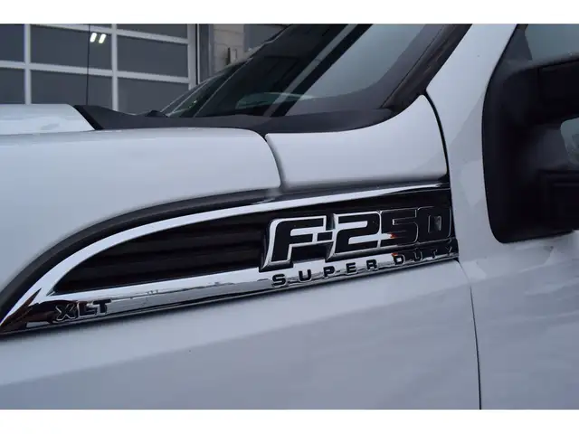 2016 Ford F-250 6.7L Diesel  4WD  Boite 9 pieds Deck - Photo 12