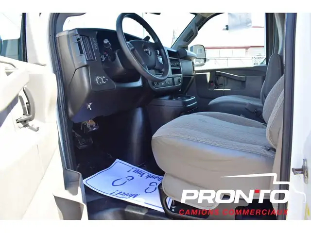 2018 GMC Savana Cargo Van 2500  Support à Échelle  FULL RACK - Photo 13