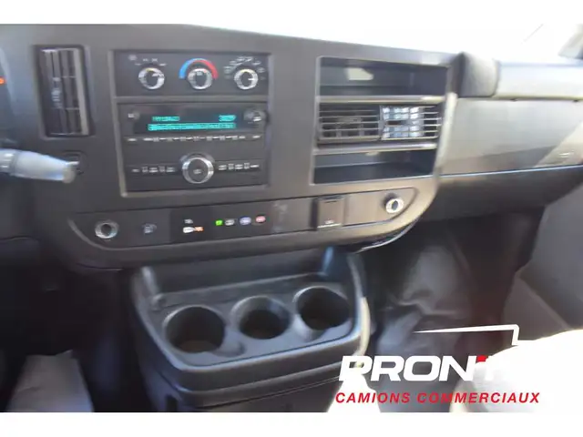 2018 GMC Savana Cargo Van 2500  Support à Échelle  FULL RACK - Photo 15