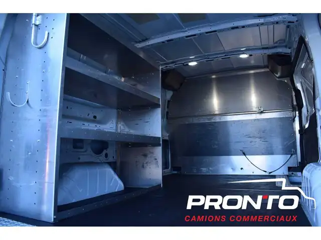2021 Ford Transit Cargo Van 130WB  Séparateur / Tablette / Crui - Photo 11