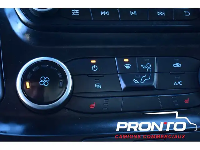 2021 Ford Transit Cargo Van 130WB  Séparateur / Tablette / Crui - Photo 24
