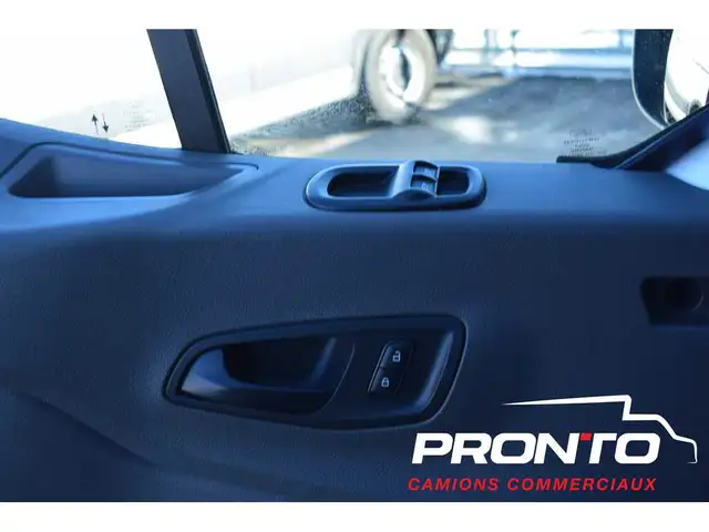 2021 Ford Transit Cargo Van 130WB  Séparateur / Tablette / Crui - Photo 27