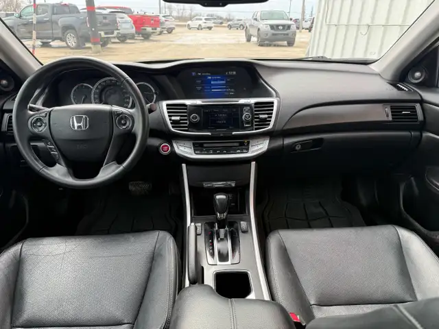 2015 Honda Accord V6 - Photo 10