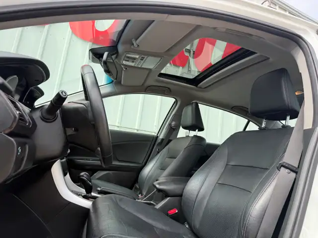 2015 Honda Accord V6 - Photo 12