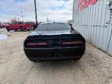 2018 Dodge Challenger SXT - Photo 3