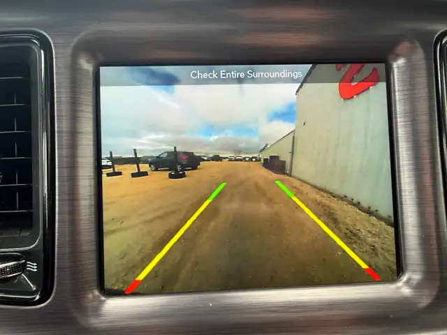 2018 Dodge Challenger SXT - Photo 15