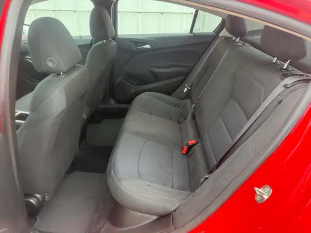 2017 Chevrolet Cruze - Photo 9