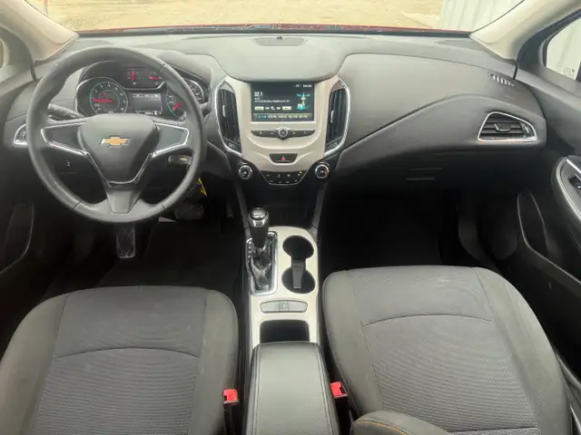 2017 Chevrolet Cruze - Photo 10