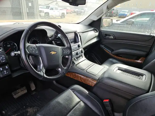2016 Chevrolet Tahoe LTZ - 4x4 - ACCIDENT FREE - SK SUV - HUD - Photo 2
