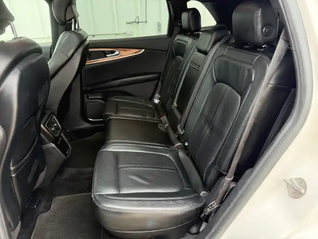 2016 Lincoln MKX AWD - Photo 9