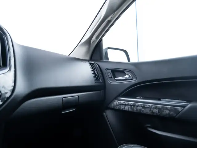 2018 Chevrolet Colorado ZR2 - V6 | Local Unit | 3.42 Ratio | Sho - Photo 21