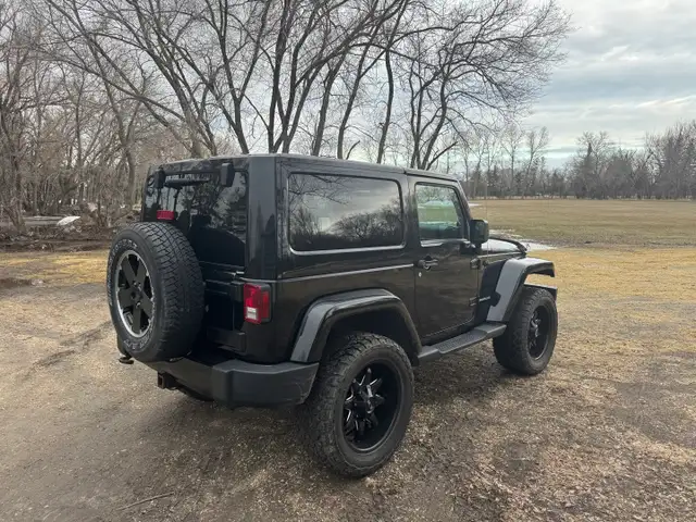 2012 Jeep Wrangler - Photo 6