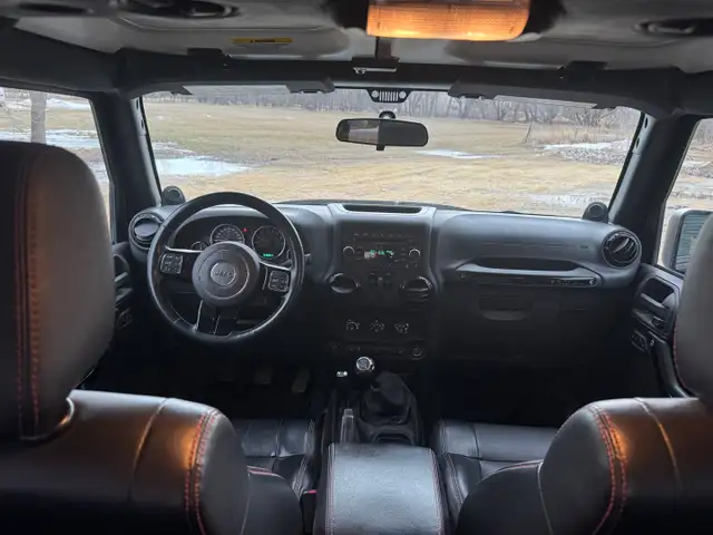 2012 Jeep Wrangler - Photo 12