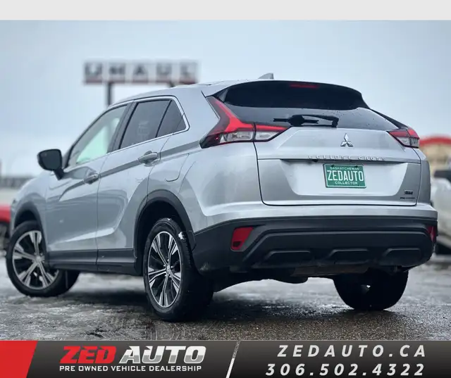 2022 Mitsubishi Eclipse Cross ES - Photo 3