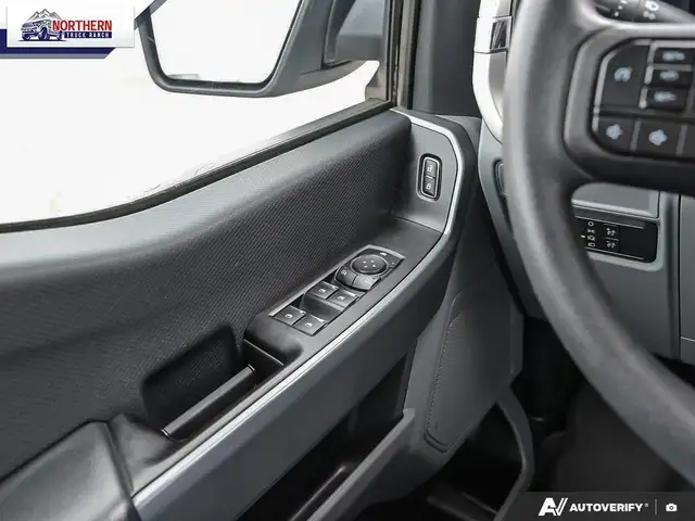 2021 Ford F-150 XLT 5.0L V8 gas engine, 4x4 capability, crew... - Photo 18