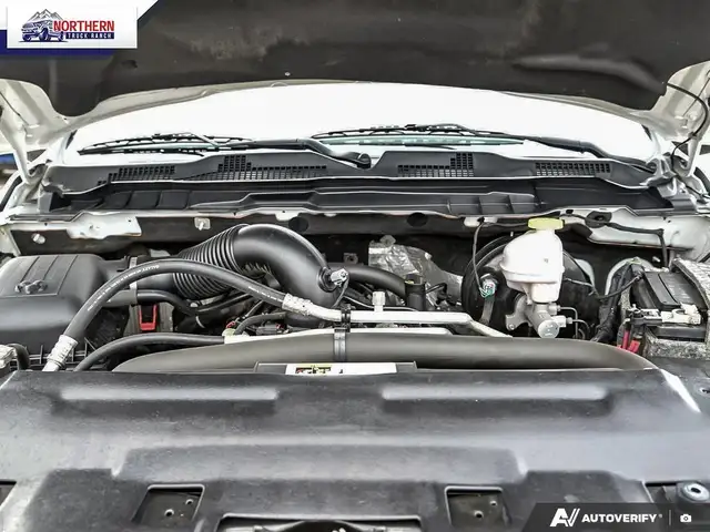 2020 RAM 1500 Classic ST 5.7L HEMI V8, 4x4 capability, regula... - Photo 9