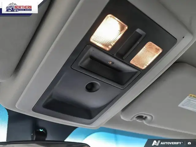 2020 RAM 1500 Classic ST 5.7L HEMI V8, 4x4 capability, regula... - Photo 24