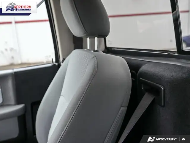 2020 RAM 1500 Classic ST 5.7L HEMI V8, 4x4 capability, regula... - Photo 26