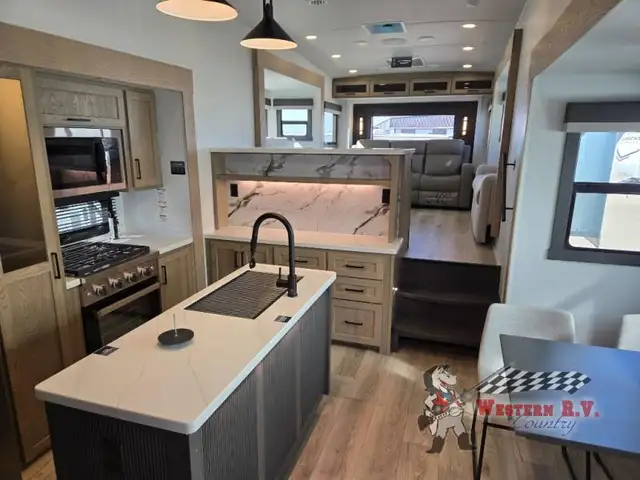 2026 Forest River RV Flagstaff Classic 402CFL - Photo 7