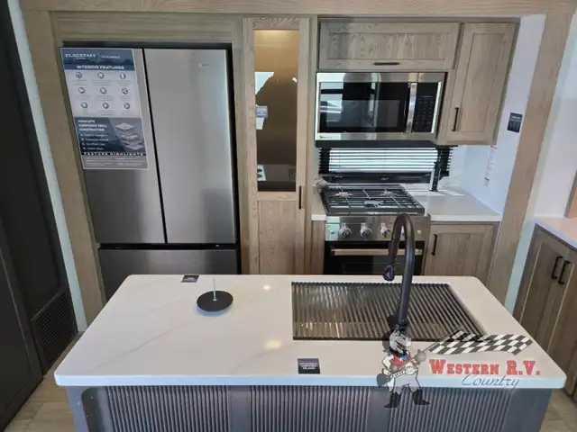 2026 Forest River RV Flagstaff Classic 402CFL - Photo 8