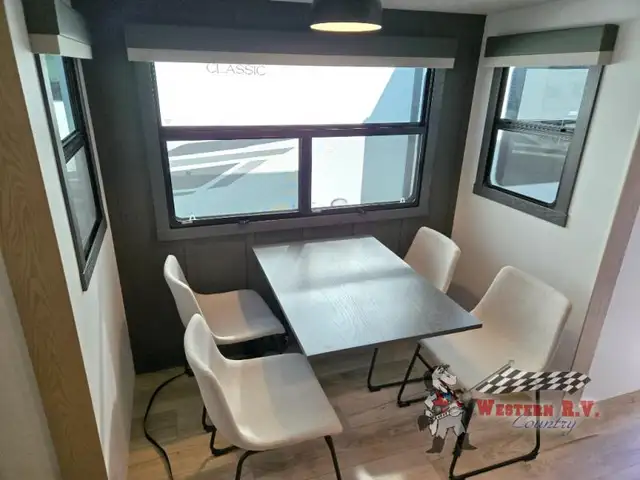 2026 Forest River RV Flagstaff Classic 402CFL - Photo 11