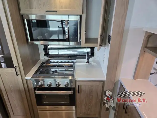 2026 Forest River RV Flagstaff Classic 402CFL - Photo 14