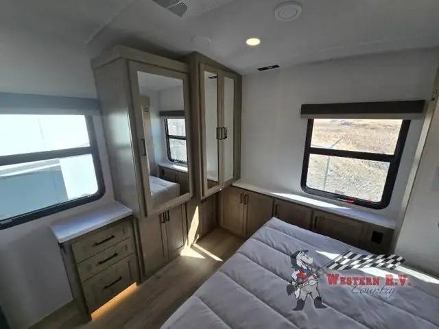 2026 Forest River RV Flagstaff Classic 402CFL - Photo 23