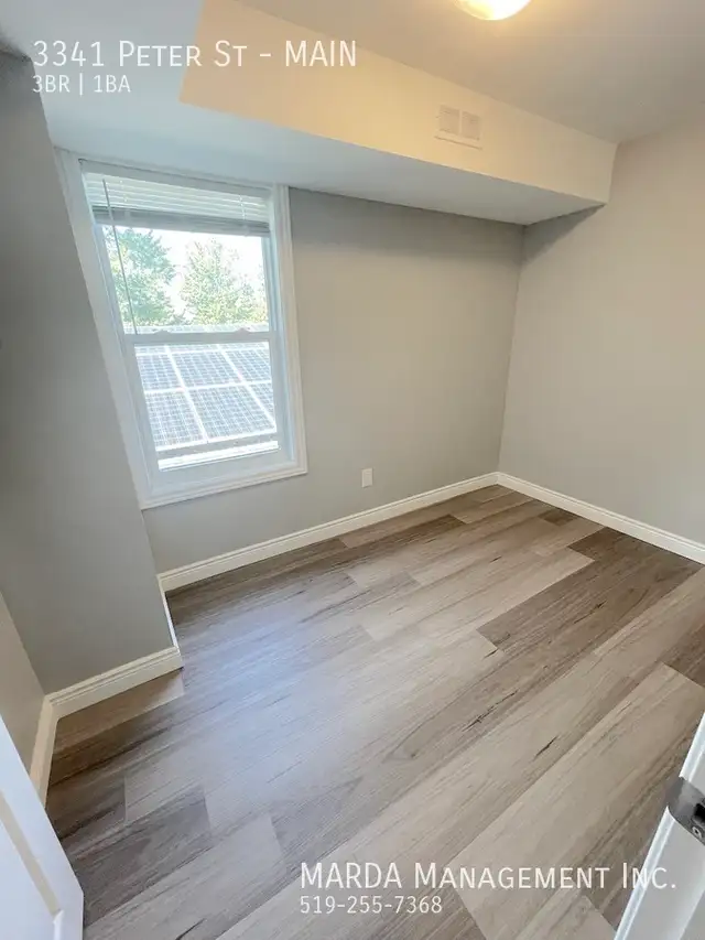 RENOVATED 3 1BEDROOM/1-BATH TOWNHOUSE IN WEST WINDSOR -ALL INCLU - Photo 10