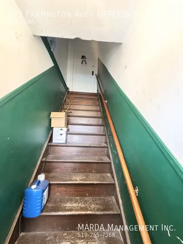 CHARMING 2 BED/1 BATH UPPER UNIT- WEST WINDSOR PLUS HYDRO & GAS! - Photo 23