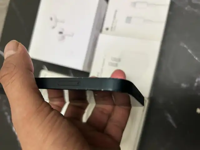 iPhone 14 128gb 79% battery Airpods/Adapter/Delivery - Photo 8