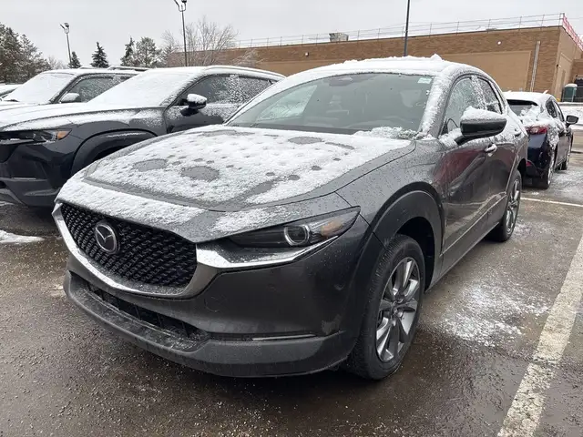 2025 Mazda CX-30 - Photo 2