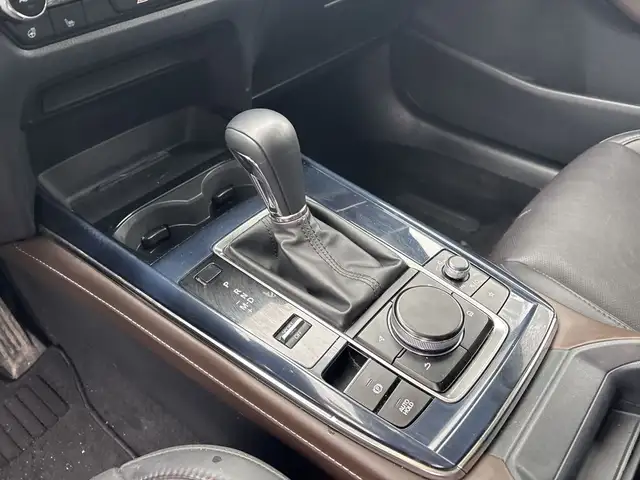 2025 Mazda CX-30 - Photo 3