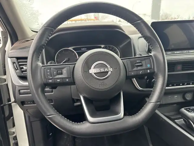 2023 Nissan Rogue - Photo 8
