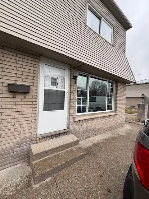 Large 2 Bedroom Townhouse on Lyndoch St, Corunna