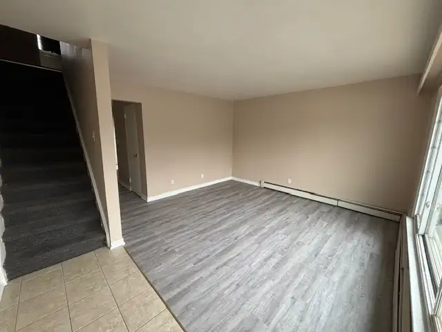 Large 2 Bedroom Townhouse on Lyndoch St, Corunna - Photo 2