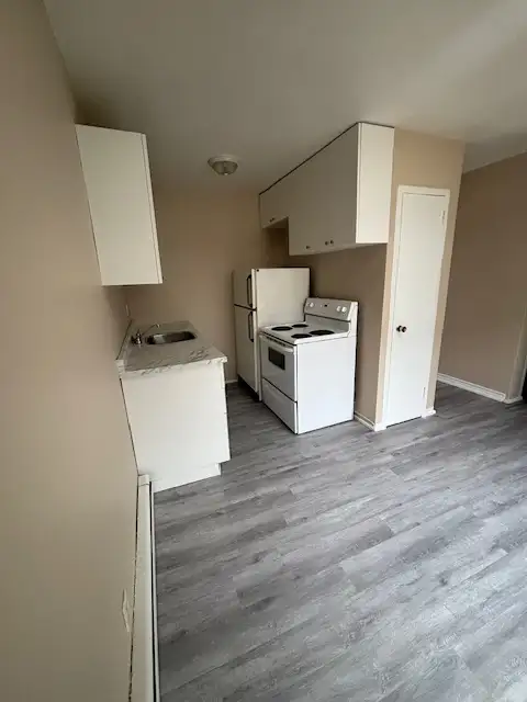 Large 2 Bedroom Townhouse on Lyndoch St, Corunna - Photo 4