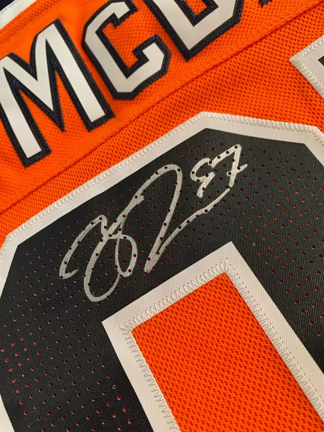 Autographed McDavid Jersey - Photo 3