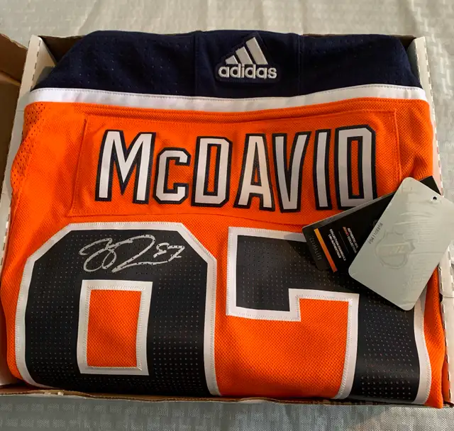 Autographed McDavid Jersey - Photo 5