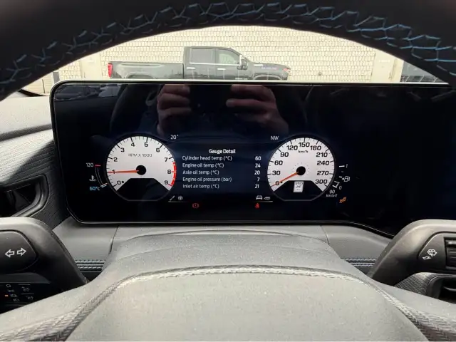 2024 Ford Mustang - Photo 16