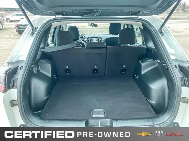 2019 Jeep Cherokee Sport | 4X4 | Heated Seats   Steering Wheel - Photo 15