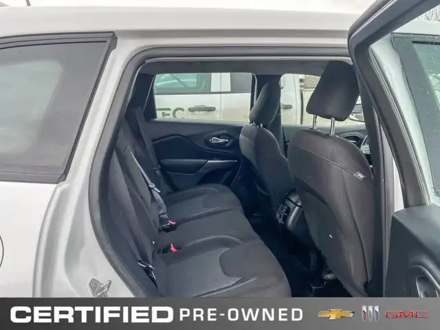 2019 Jeep Cherokee Sport | 4X4 | Heated Seats   Steering Wheel - Photo 26