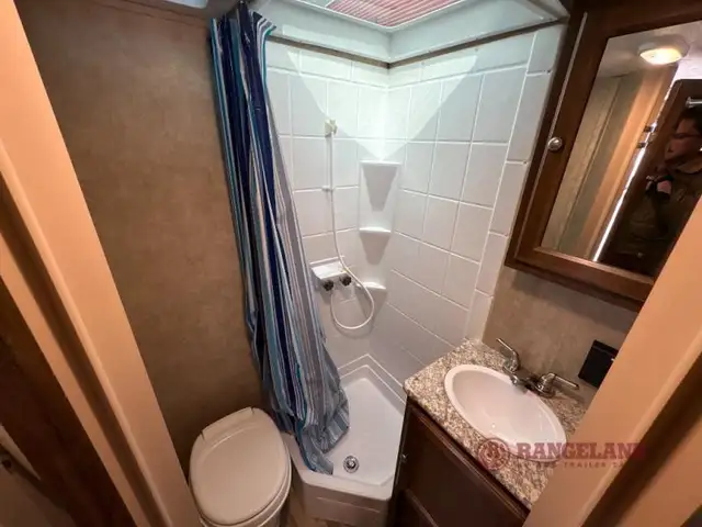 2018 Viking Ultra-Lite 16RBD - Photo 12