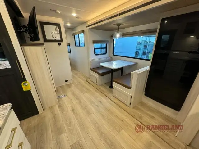 2024 Forest River RV Surveyor Legend 235FKLE - Photo 5